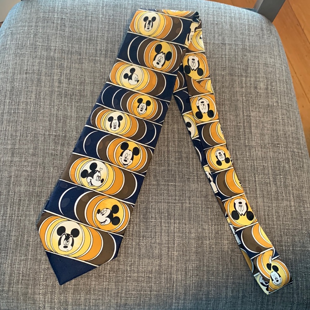 Disney Mickey Mouse Tie